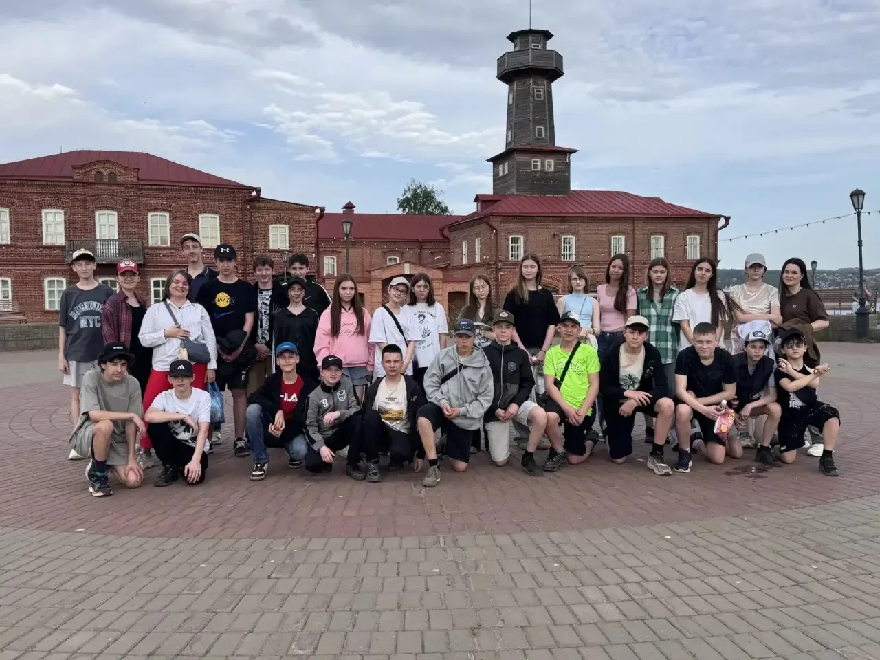 Путешествие в Свияжск   16 мая ученики 7-х классов отправились в незабываемое путешествие на остров-