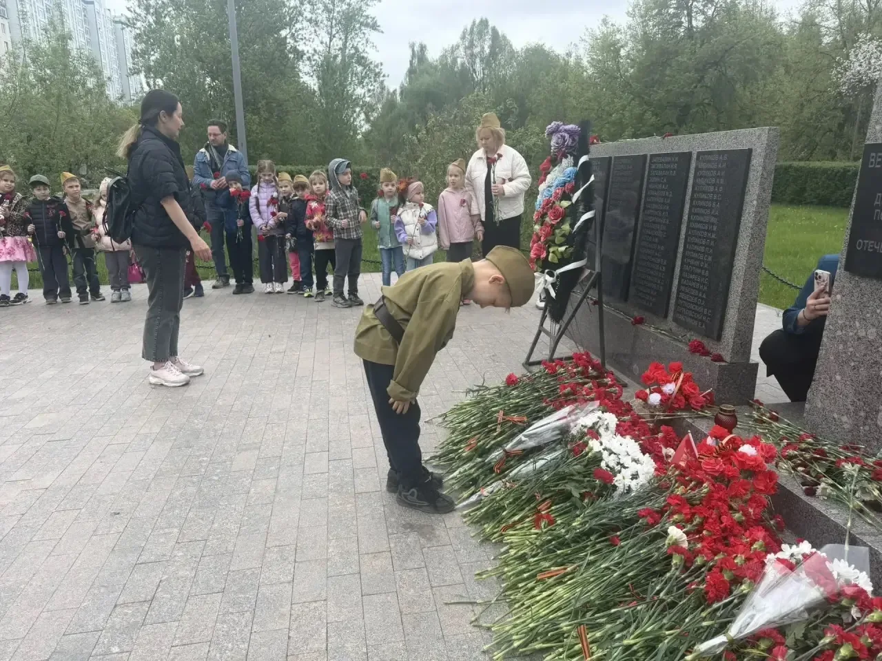 🔥 Но память живёт в наших сердцах...  Мы хотим вернуться на несколько дней назад и показать, как сам