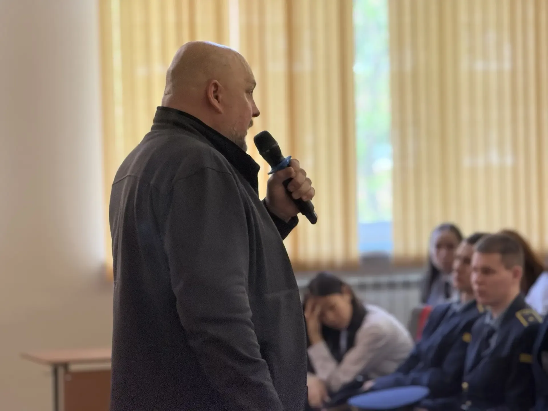 🌟«Добру служение»  ✅Известный кинорежиссер и продюсер Михаил Матросов открыл, для курсантов Егорьевс