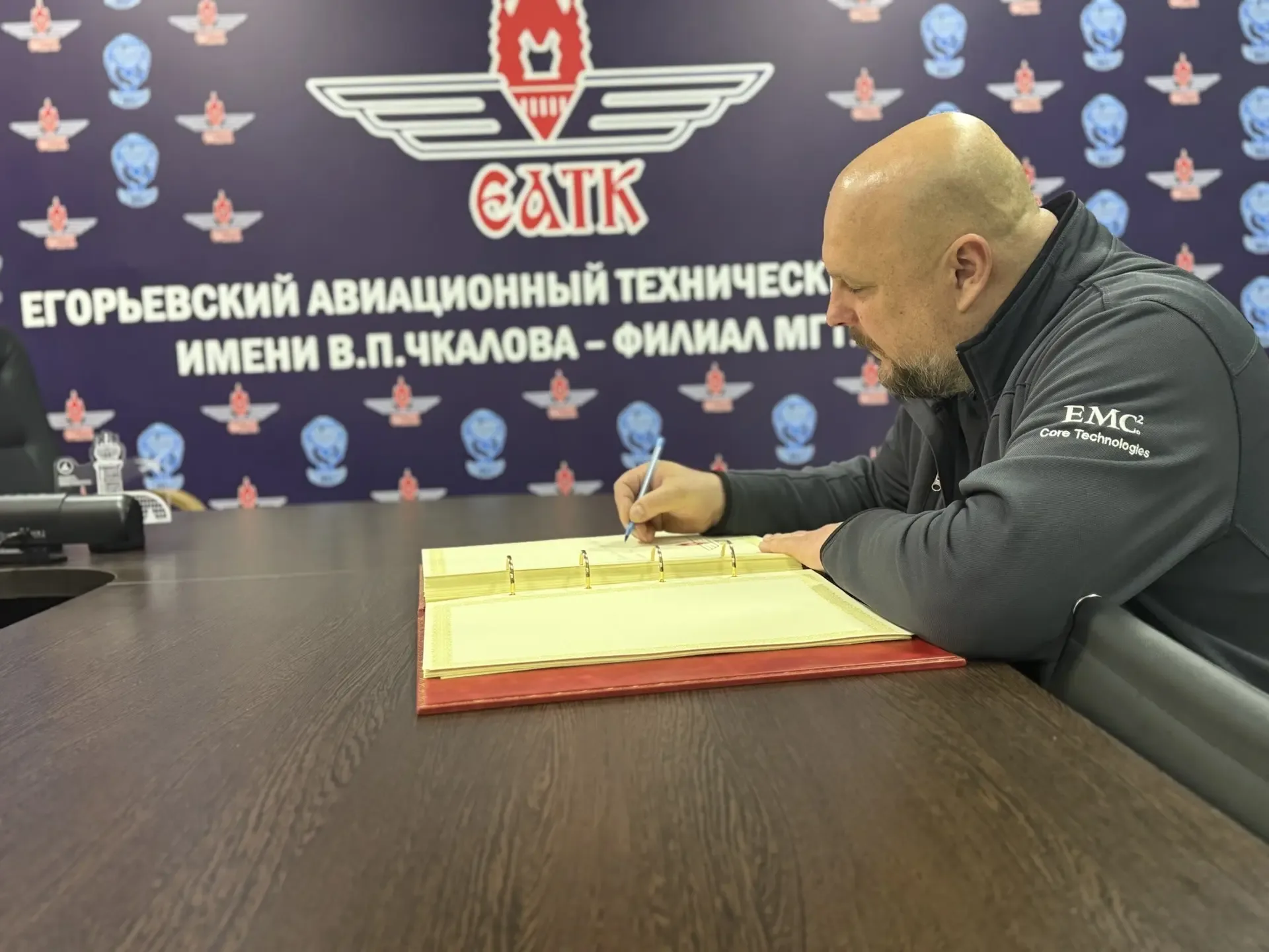 🌟«Добру служение»  ✅Известный кинорежиссер и продюсер Михаил Матросов открыл, для курсантов Егорьевс