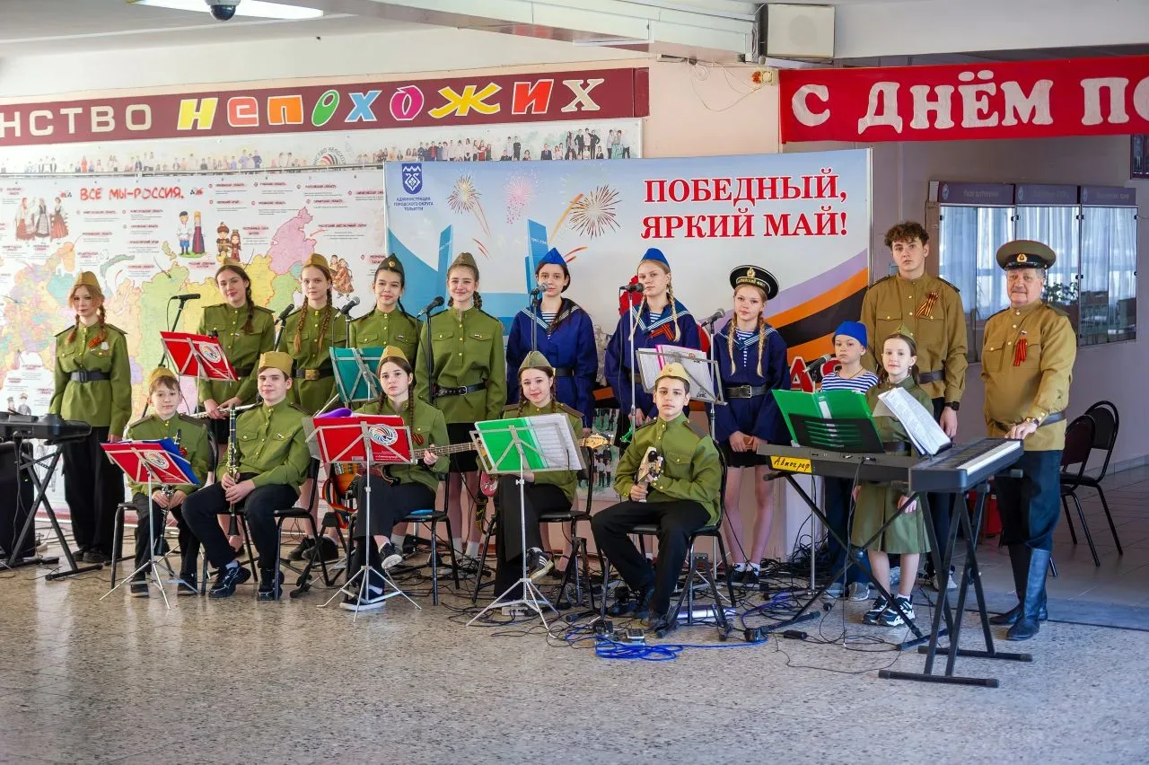 ВИА Автограф поздравляет всех с Днём Великой Победы!