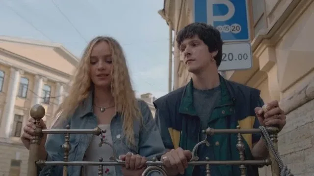 Походу любовь mp4 (2025) Жанры: #Фильмы  #Мелодрама  Лиза впервые приезжает в Питер. Она молода, кра