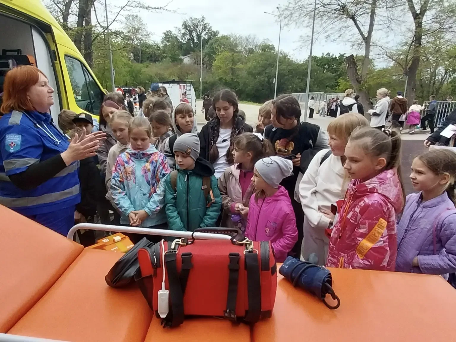 🚒 Наши ребята за безопасность  Ученики 1-В и 9-Г классов стали участниками Фестиваля детской безопас