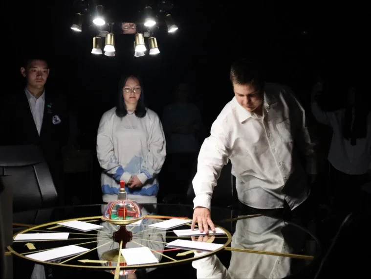 🧠 В Корсакове прошла жеребьевка интеллектуального турнира «Внимание, вопрос!»  В КДЦ «Океан» состоял