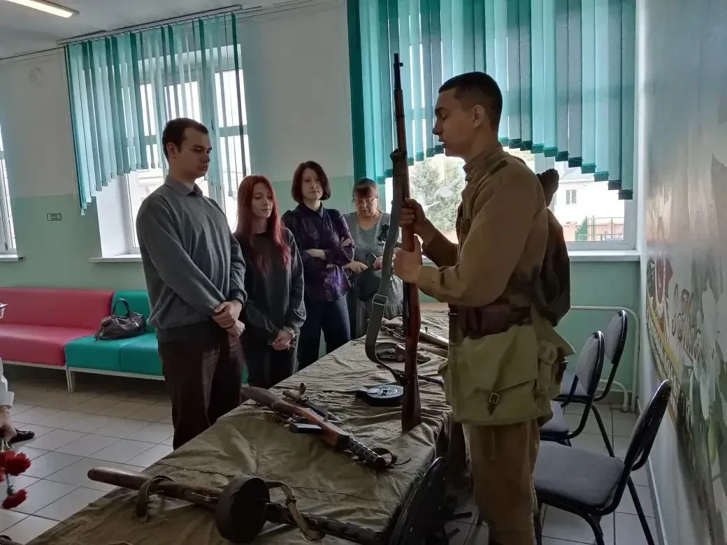 Наши ребята совместно с руководителем школьного музея Ладой Натальей Георгиевной приняли участие в е
