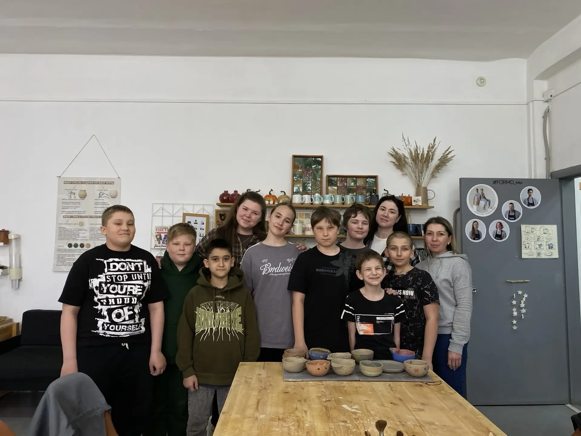 🎨 Воскресенье с пользой для души!  Пока кто-то досматривал сны, наш 5В класс провёл выходные максима