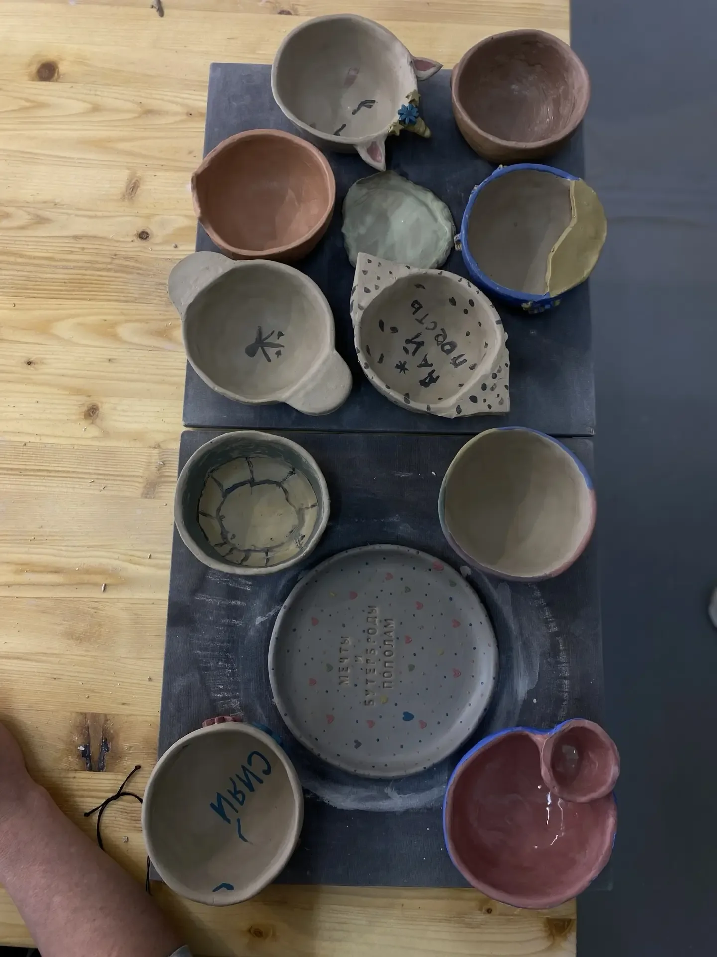 🎨 Воскресенье с пользой для души!  Пока кто-то досматривал сны, наш 5В класс провёл выходные максима