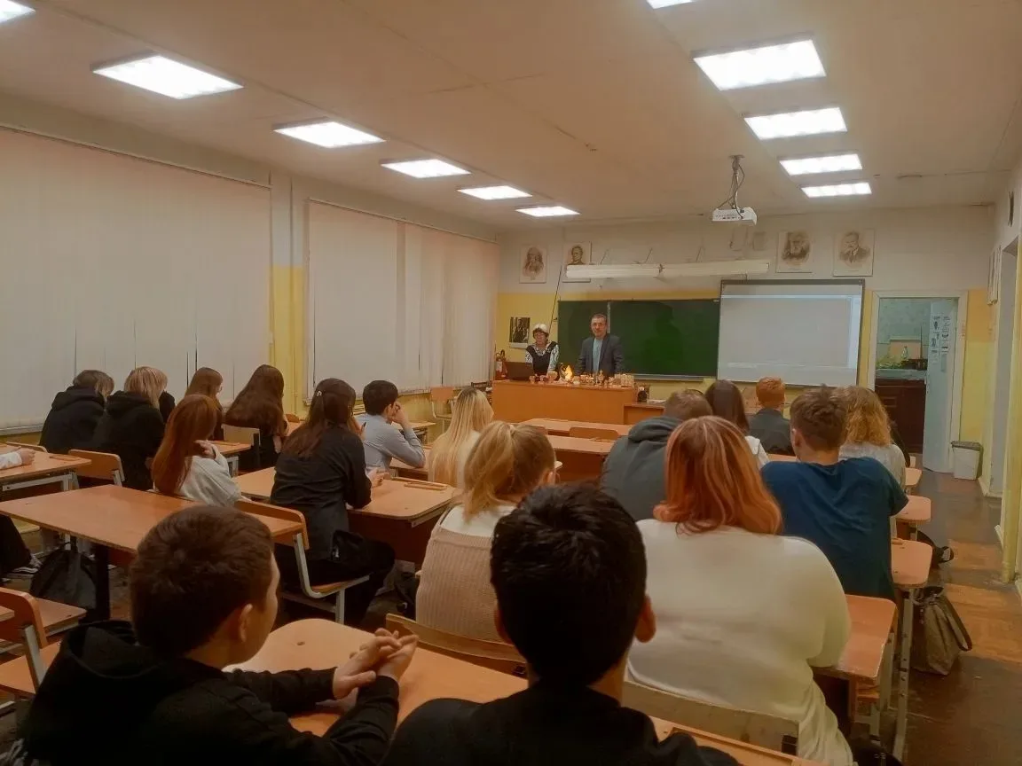 В рамках профориентации прошли интересные встречи с Анатолием Ивановым.  Это имя, хорошо известное в