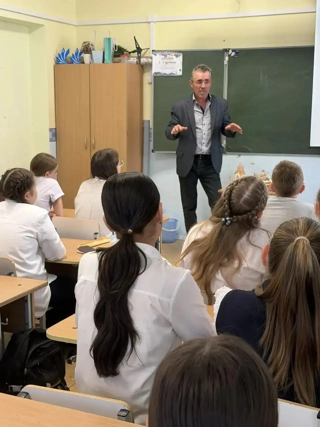 В рамках профориентации прошли интересные встречи с Анатолием Ивановым.  Это имя, хорошо известное в