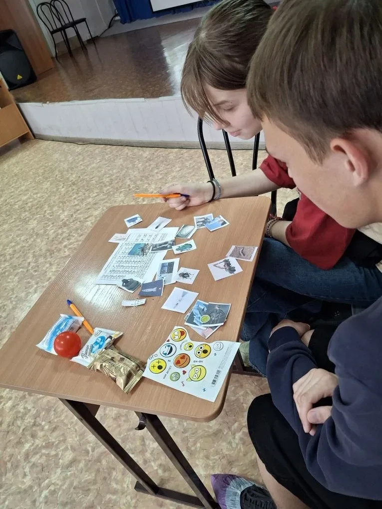 Наука объединяет таланты! 🔬 30 апреля в нашем Детско-юношеском центре города Шарыпово прошел второй 