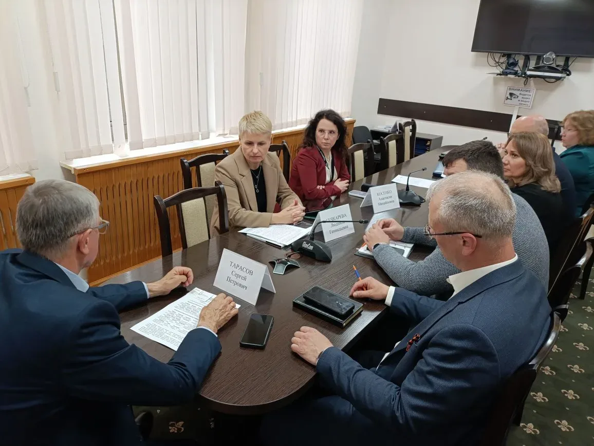 Избирательная комиссия Ставропольского края и Сбербанк обсудили работу со специальными избирательным