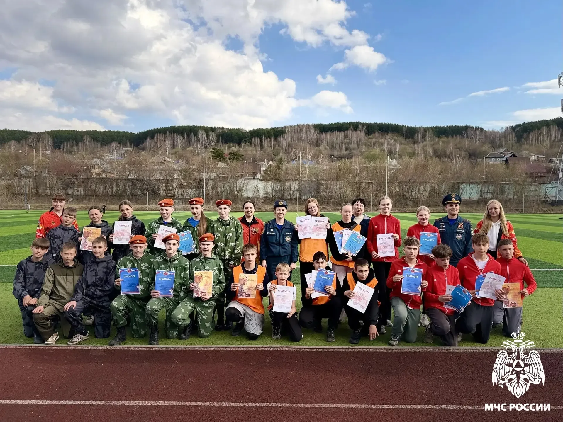 🚨 В городе Калтан на базе  СК «Энергетик» состоялись муниципальные соревнования среди отрядов дружин