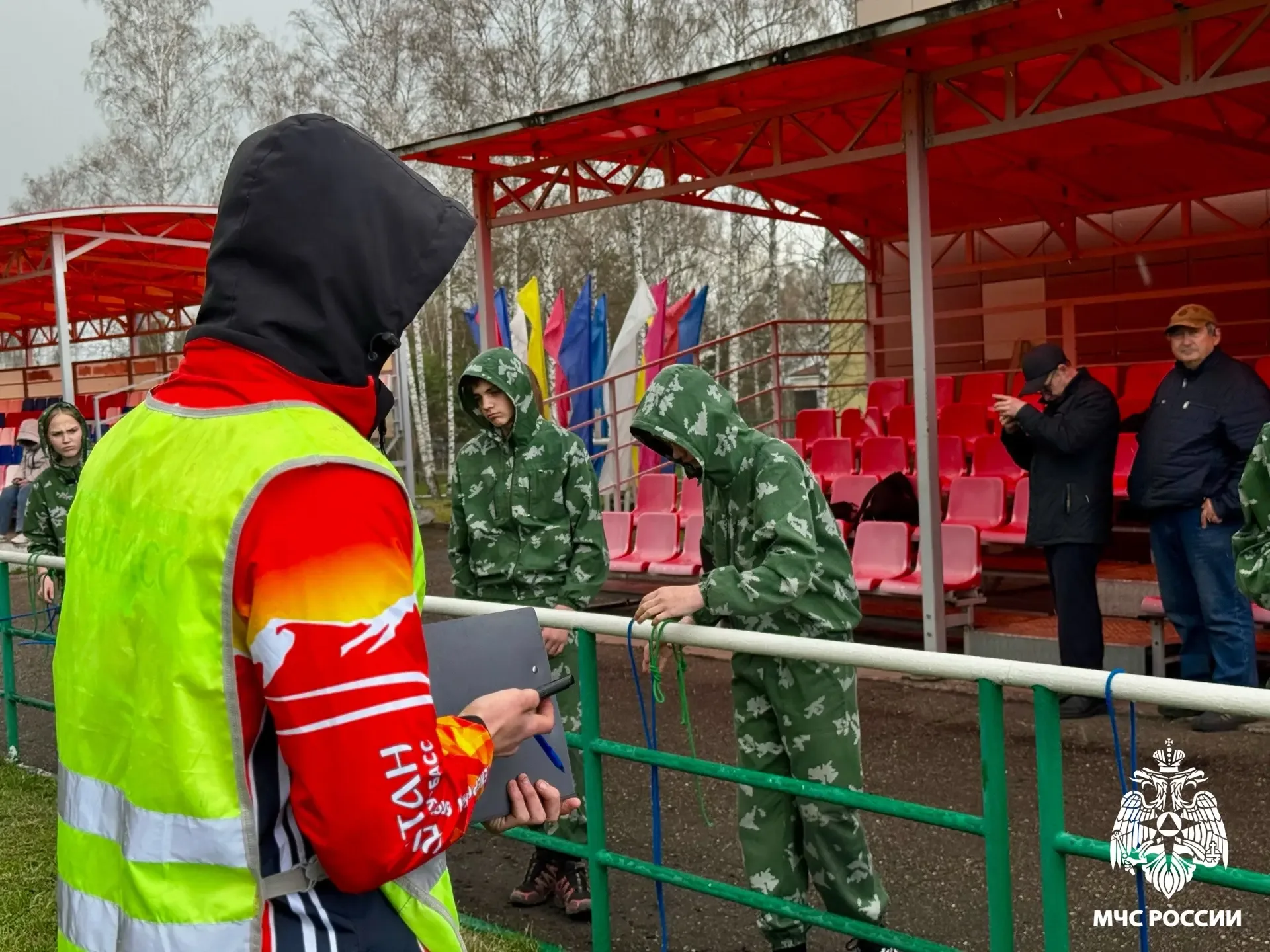 🚨 В городе Калтан на базе  СК «Энергетик» состоялись муниципальные соревнования среди отрядов дружин