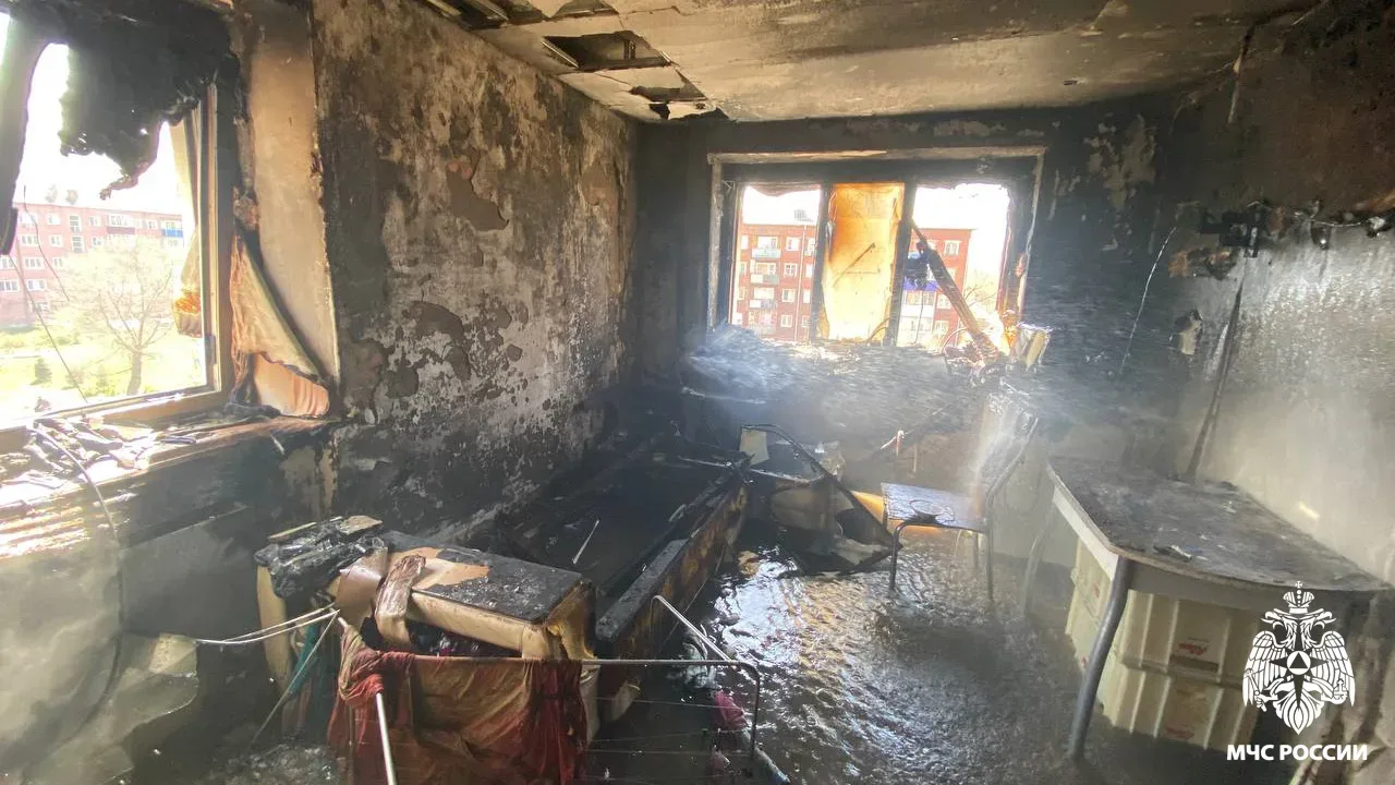🔥 Пожар в Новокузнецке  В Орджоникидзевском районе Новокузнецка произошёл пожар в многоквартирном жи