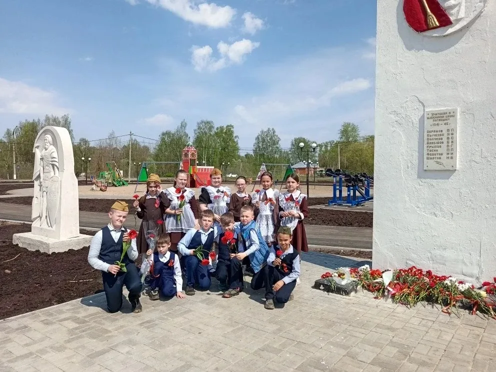 📌Акция "Мы помним!  Мы гордимся! " В преддверии Дня Победы, обучающиеся школы почтили память погибши