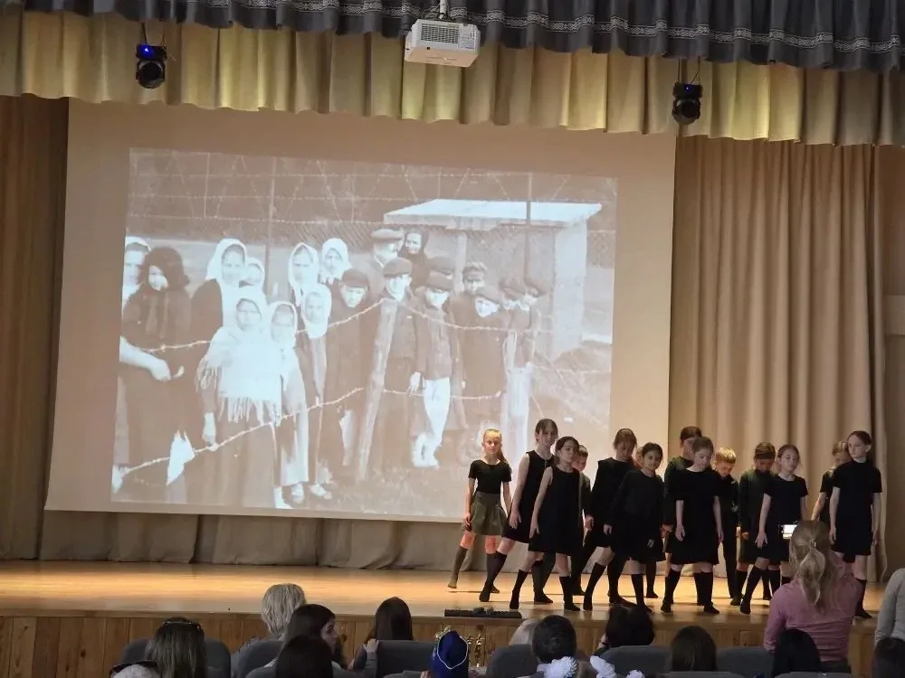 🔥 «Наследники Великой Победы»: сердца, полные гордости! 🔥  5 и 6 мая сцены нашей школы ожили, наполн