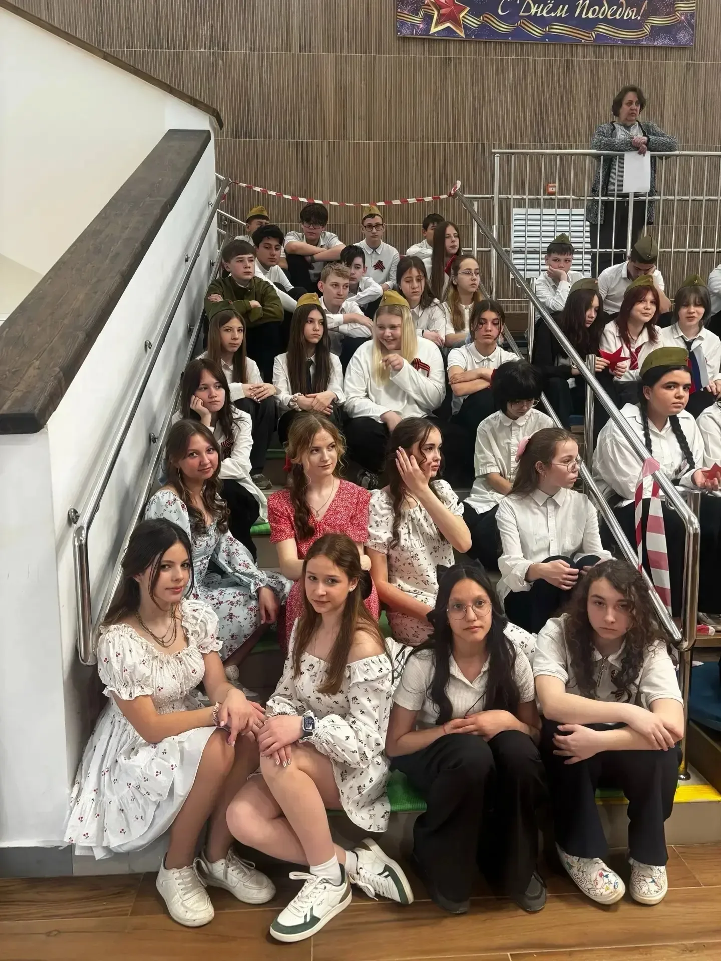 В преддверии праздника Великой победы в нашей школе (ул. Станислава Ростоцкого д. 2) прошел коллекти