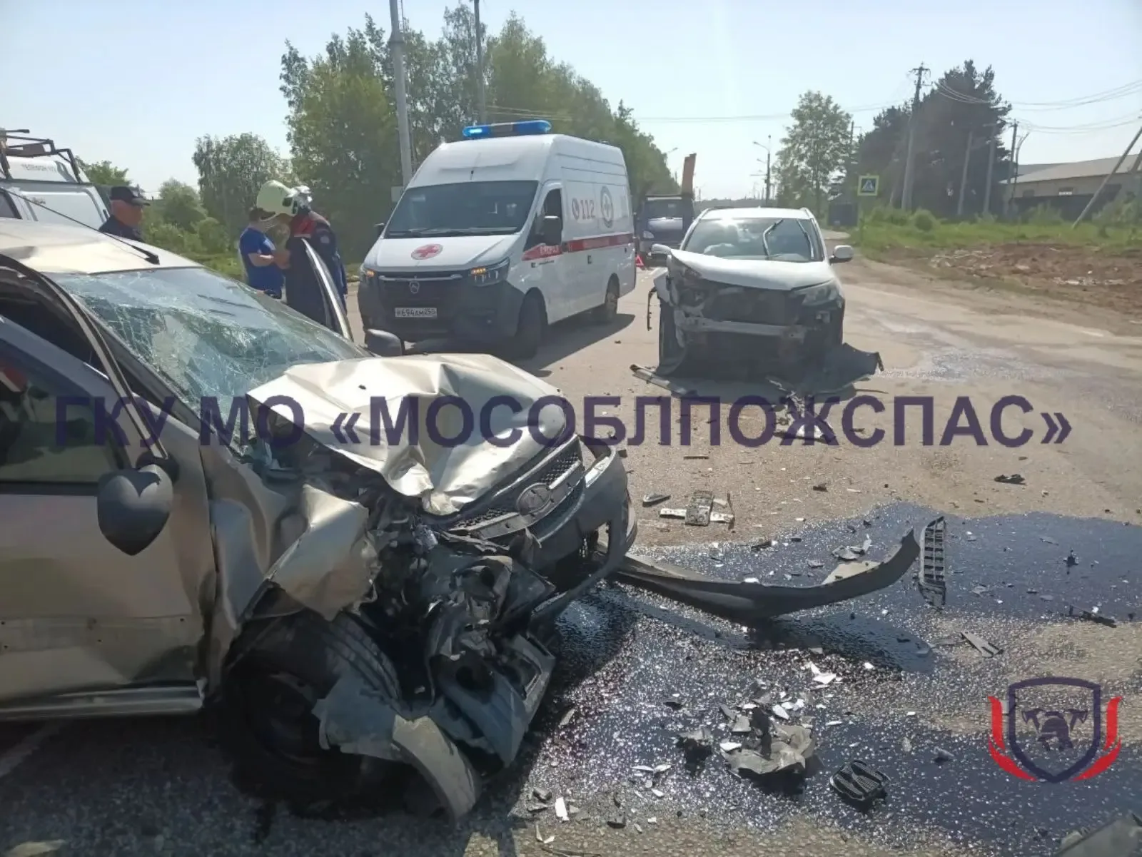 📲 Срочный вызов! Спасатели вызволили из искорёженных машин двух пострадавших в ДТП⚡️  🔴 В округе #Че