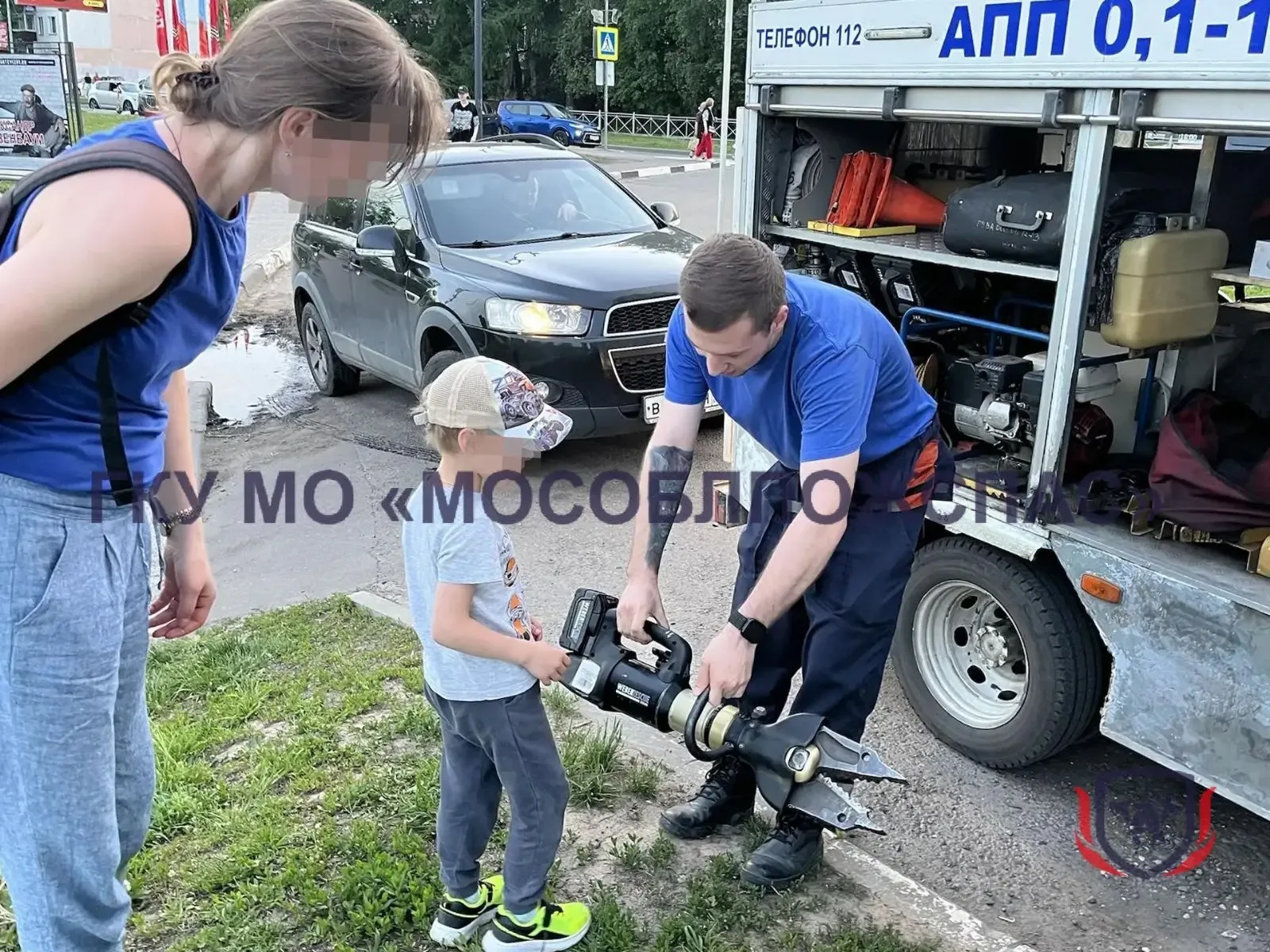 ❗️В Чеховском округе спасатели нашли ребенка, потерявшегося в парке ⚡️  🌳 Обычная прогулка с ребёнко