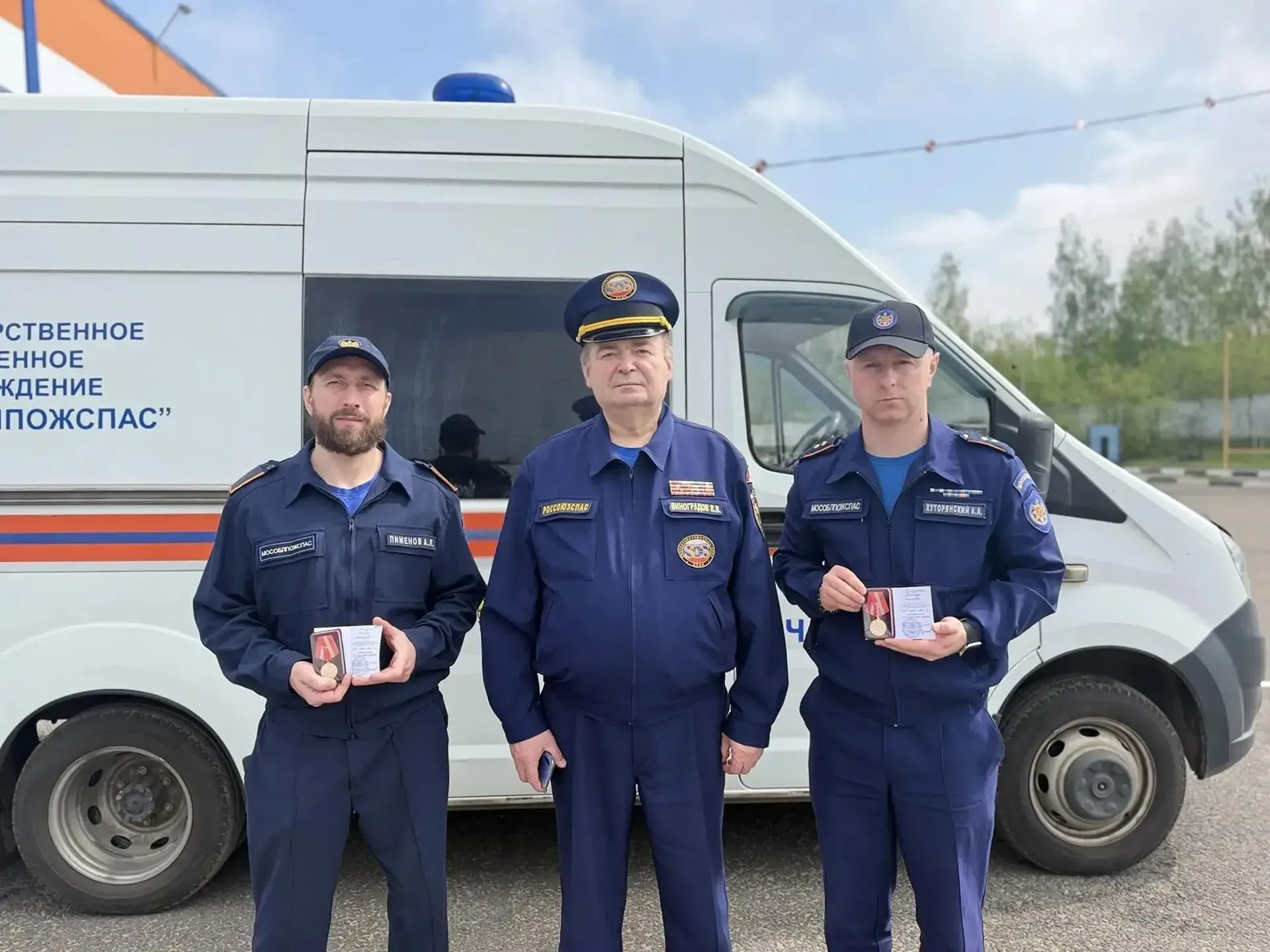 😱 В квартире с включенной газовой плитой! Работников ПСЧ-259 наградили за спасение ребёнка 🏅  📍В окр