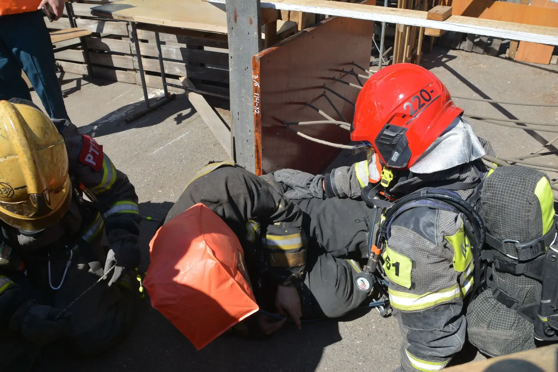 🏆 Огнеборцы из Зарайска - в тройке лучших газодымозащитников Подмосковья  📍 В округе #Коломна заверш