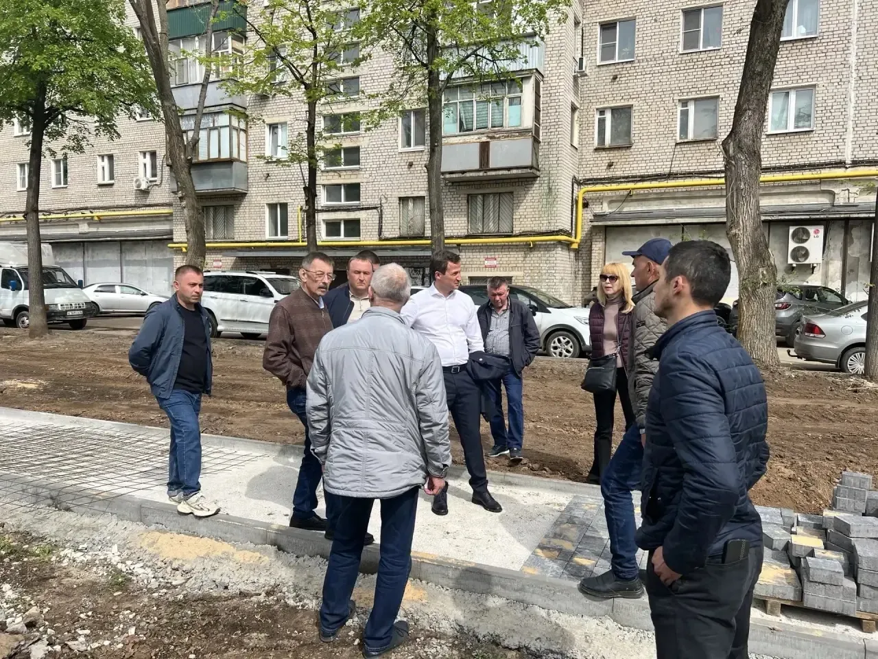 🏡Как преображается район? Обсуждаем «Наш двор» на Карбышева  Сегодня глава администрации Советского 
