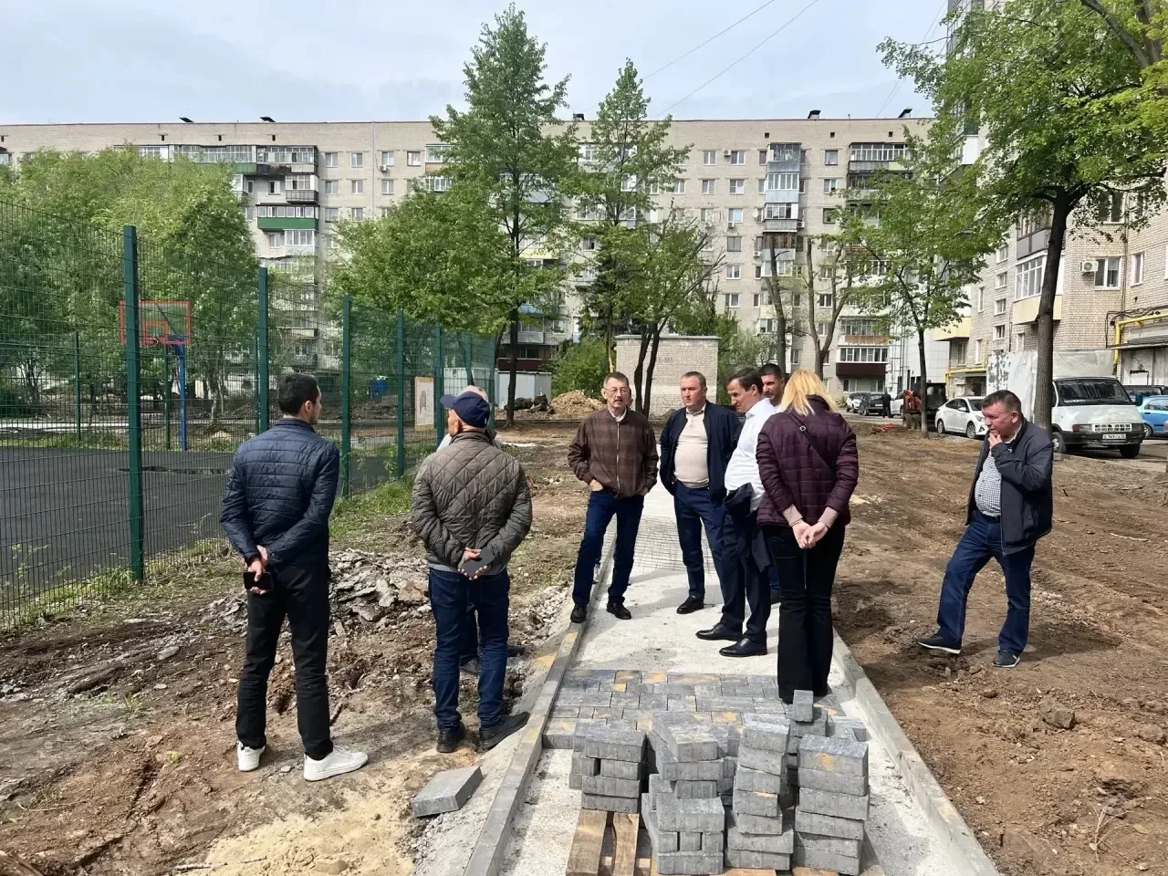 🏡Как преображается район? Обсуждаем «Наш двор» на Карбышева  Сегодня глава администрации Советского 