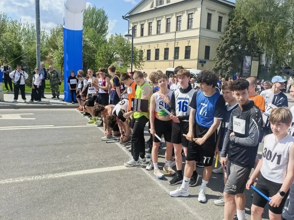 ЛЕГКОАТЛЕТИЧЕСКАЯ ЭСТАФЕТА В ДЕНЬ ПОБЕДЫ 🏃‍♂️🏆  В День Победы в Тюмени прошла традиционная легкоатле