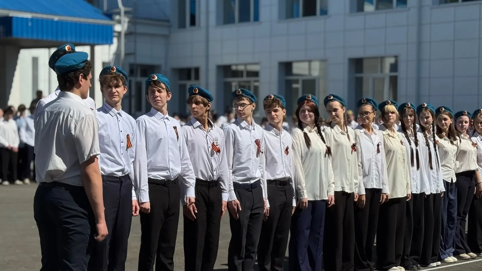 СМОТР СТРОЯ И ПЕСНИ В НАШЕМ ЛИЦЕЕ 🎖️  В преддверии Дня Победы в лицее прошёл традиционный Смотр стро