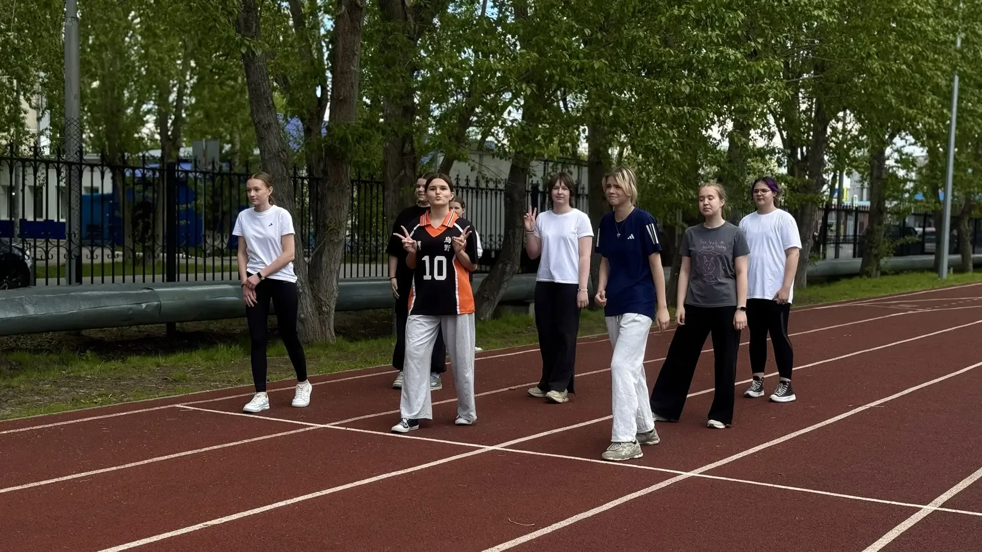 ФЕСТИВАЛЬ ГТО В ЛИЦЕЕ: СЕДЬМЫЕ КЛАССЫ ПРОВЕРИЛИ СВОЮ СИЛУ 💪🏅  В нашем лицее прошёл фестиваль ГТО сре