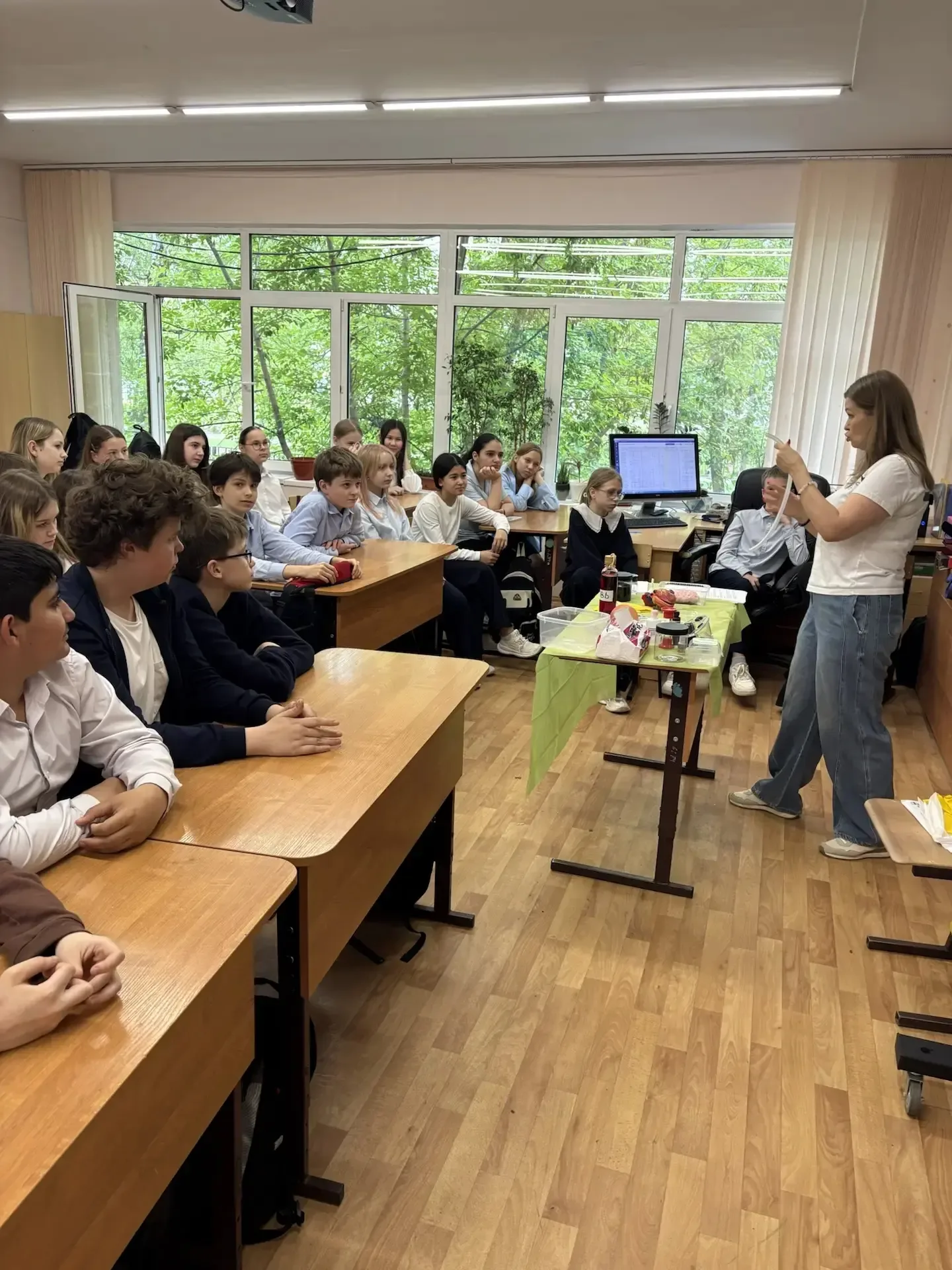 В 6д классе прошло познавательно-увлекательное мероприятие.  Школа безопасности «Стоп Угроза» Красно