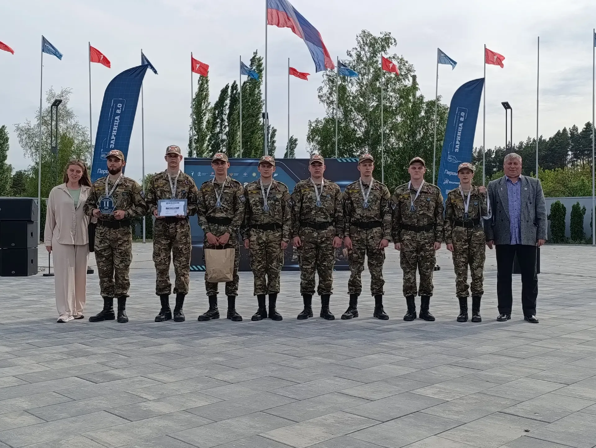 🏆 Серебро «Зарницы 2.0» у наших ребят!  Команда колледжа «Автобат» достойно представила учебное заве