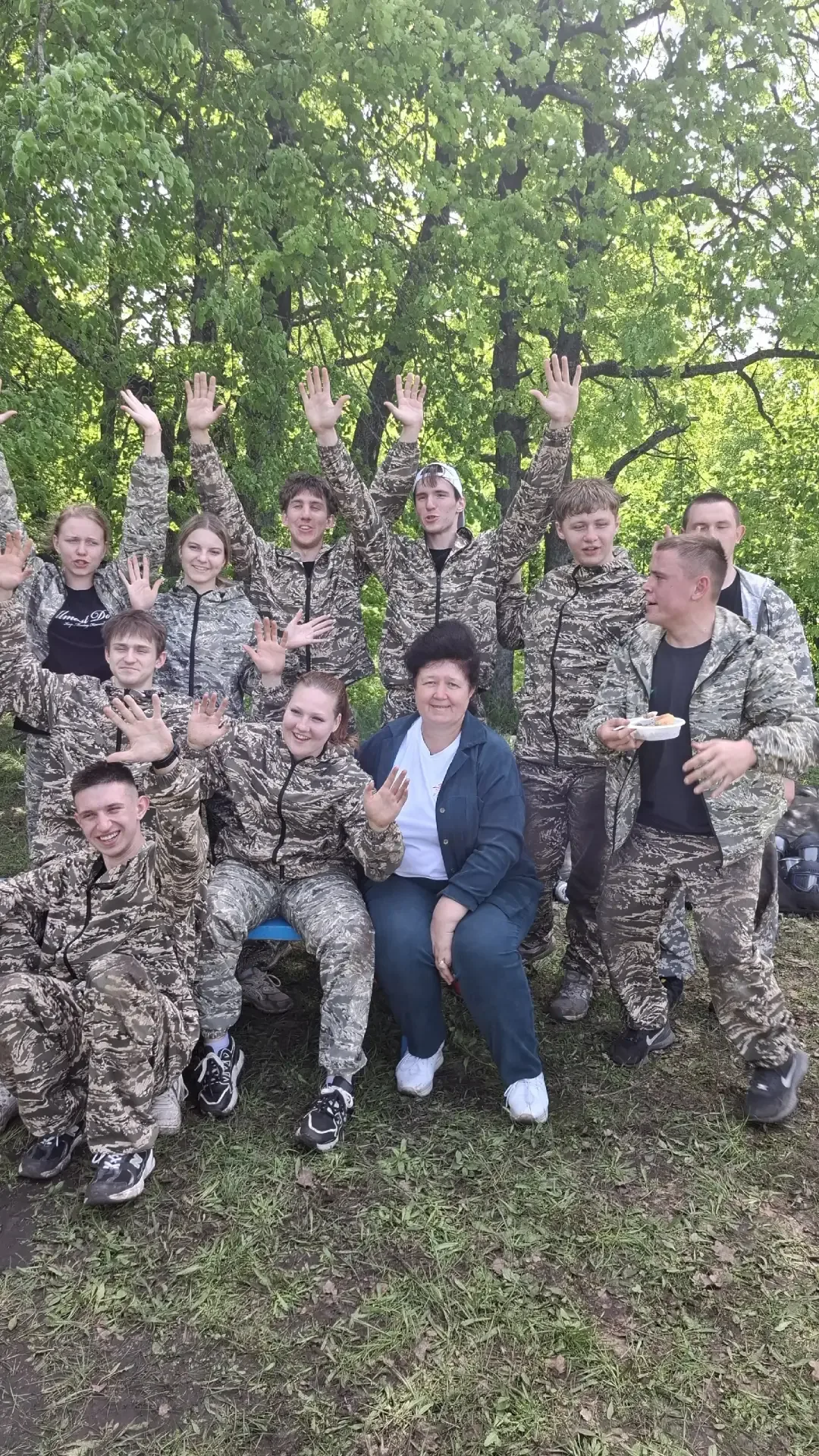 16 мая Ртищевский лесопарк "Третьяк" стал ареной захватывающей военно-спортивной игры "Зарница - Мы 