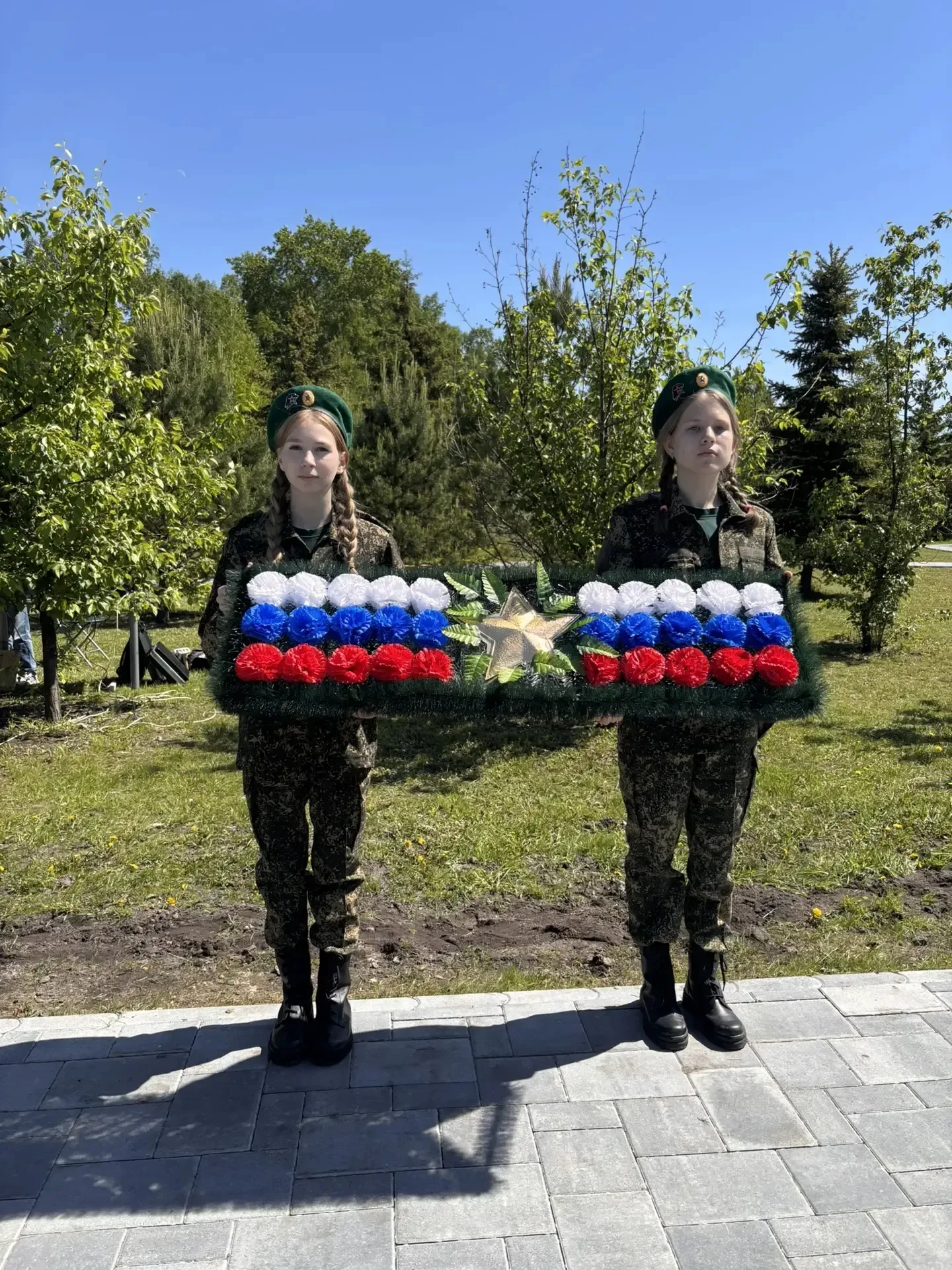 В парке Пограничников открыли памятник «Участникам и волонтёрам СВО»  Сегодня в парке Пограничников 