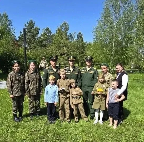 В парке Пограничников открыли памятник «Участникам и волонтёрам СВО»  Сегодня в парке Пограничников 