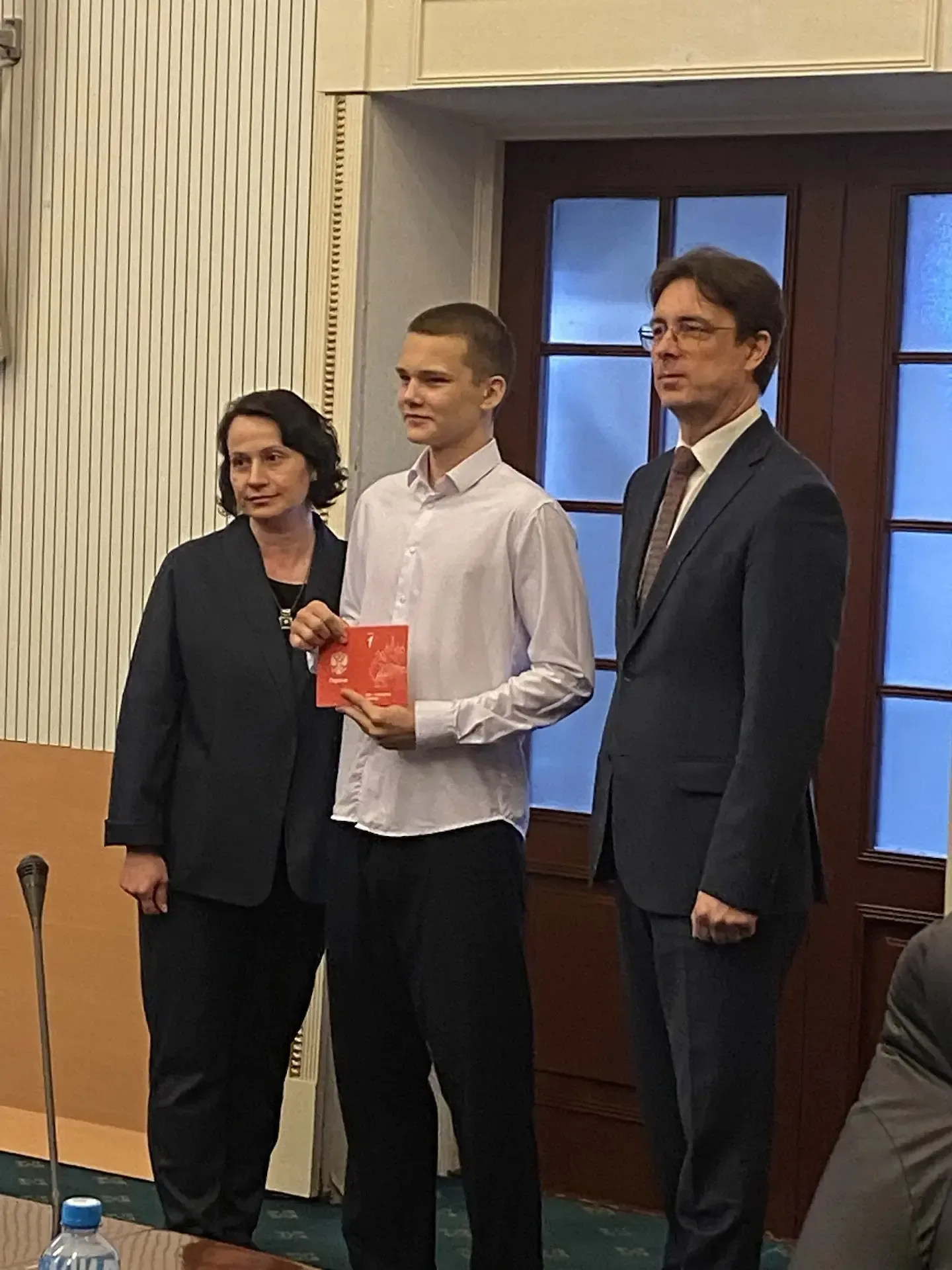 🎉 Первый паспорт – первый шаг во взрослую жизнь!  Обучающиеся нашей школы стали участниками торжеств