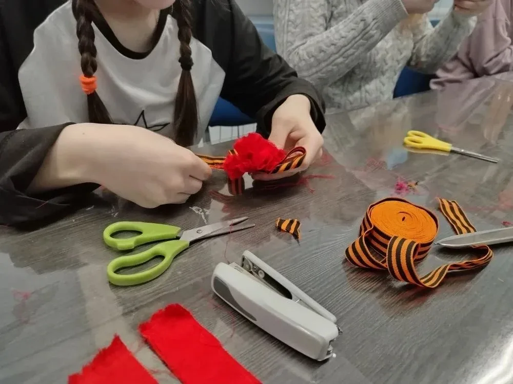 🌟 В Музее камня праздник памяти и единения  🇷🇺 Музей камня Центра образовательных трендов "Омега" в 