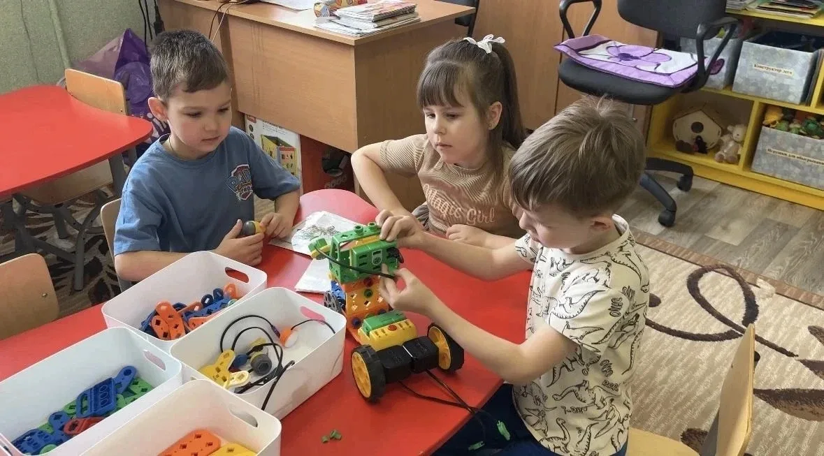 🤖 Будущее рождается сегодня — и оно в руках наших талантливых детей!  🔬 В Иванове и области завершил