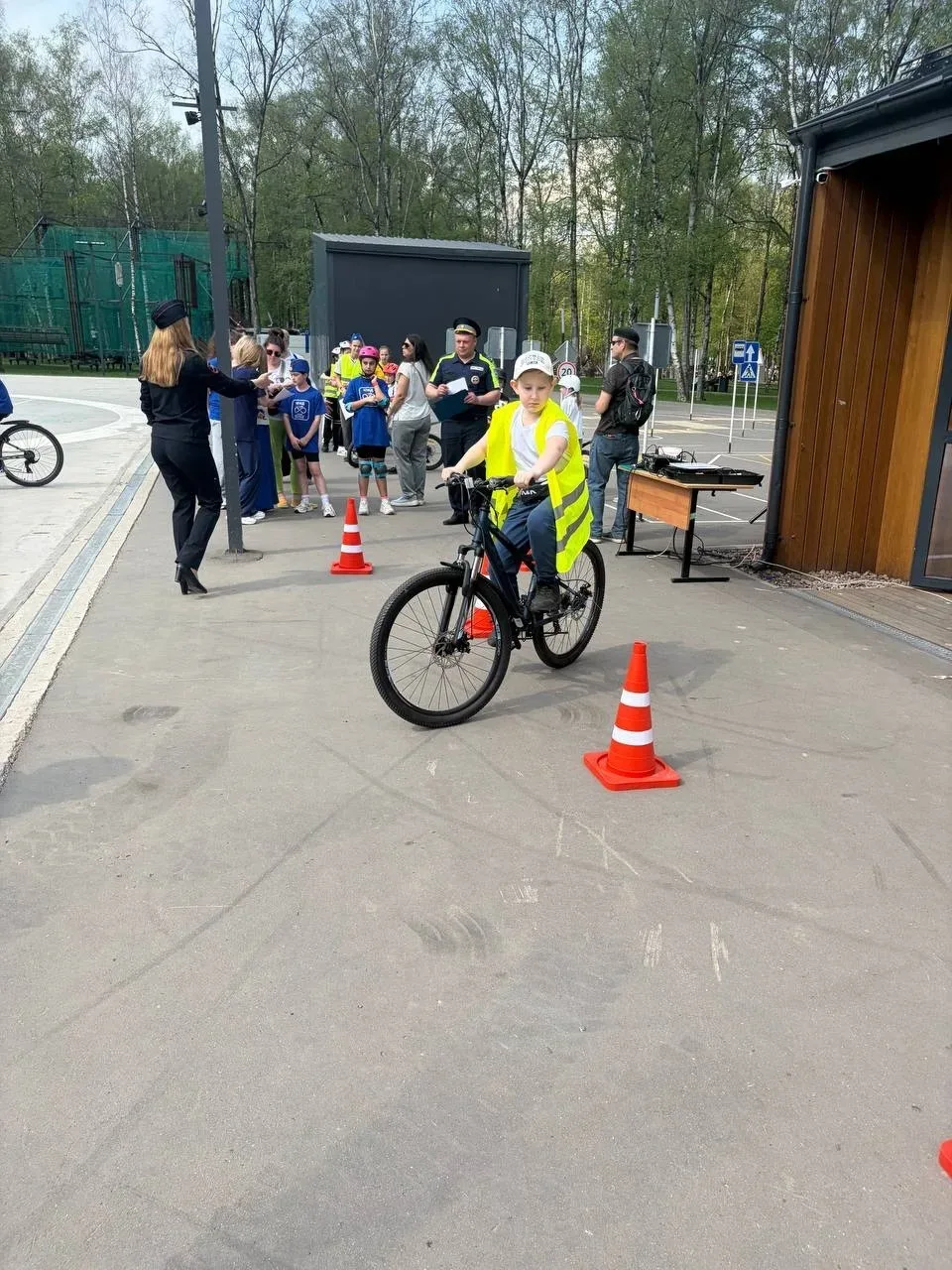 🚲🛞🛴 #БЕЗОПАСНОЕКОЛЕСО Сегодня в парке культуры и отдыха г/о Лобня прошел первый тур Всероссийского к