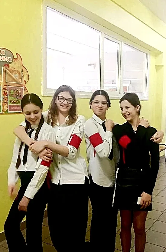 🏣❤️В заботе о школе: дежурная быль  👩‍🏫О  нещадное, но нежно любимое солнце... Ты и подарок, и наказ