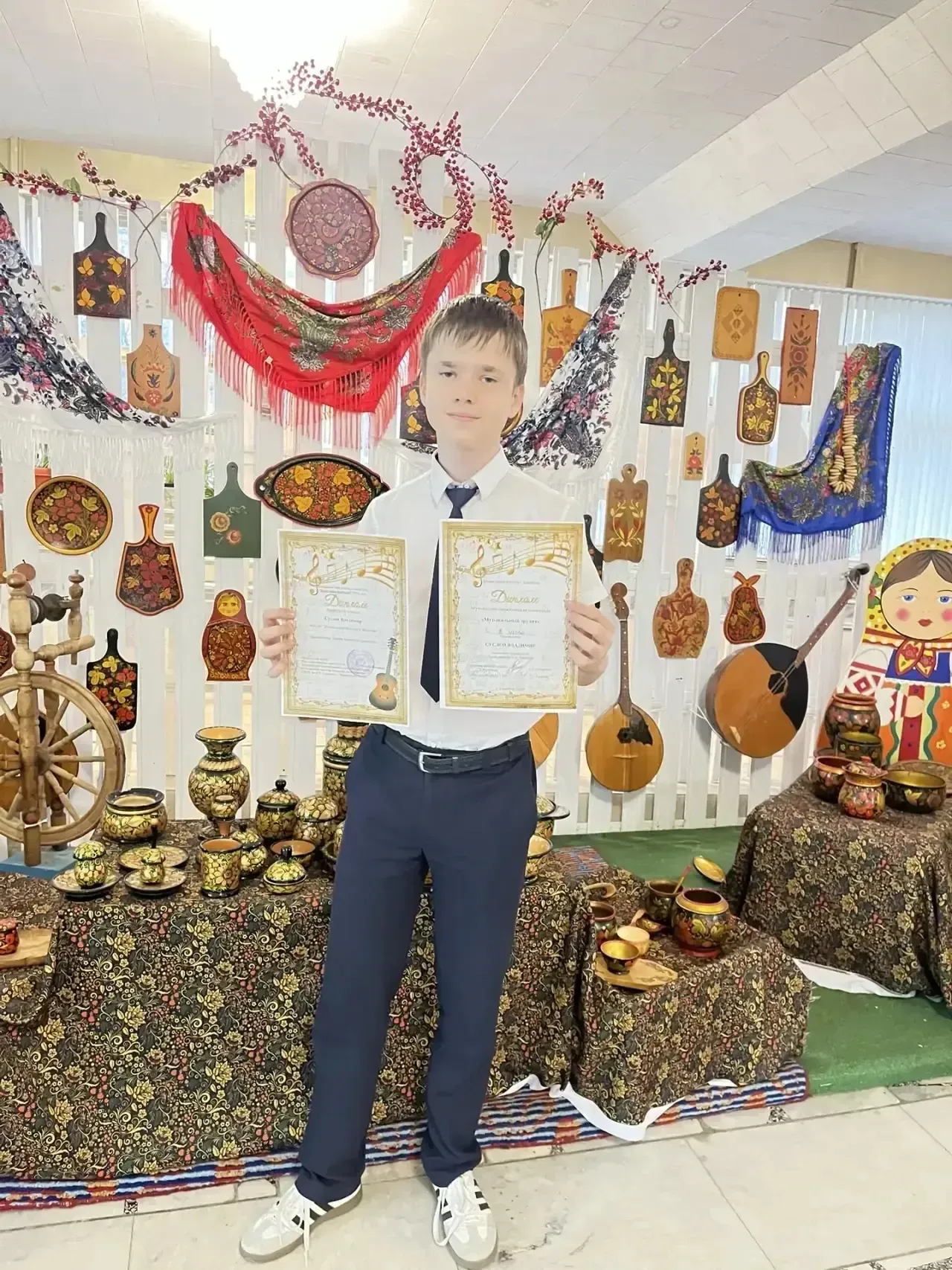 🎶 НАШ УЧЕНИК — ЛАУРЕАТ КРАЕВОГО КОНКУРСА «НАРОДНЫЕ МЕЛОДИИ» И ПРИЗЁР ОЛИМПИАДЫ!  Ученик 7 «Б» класса
