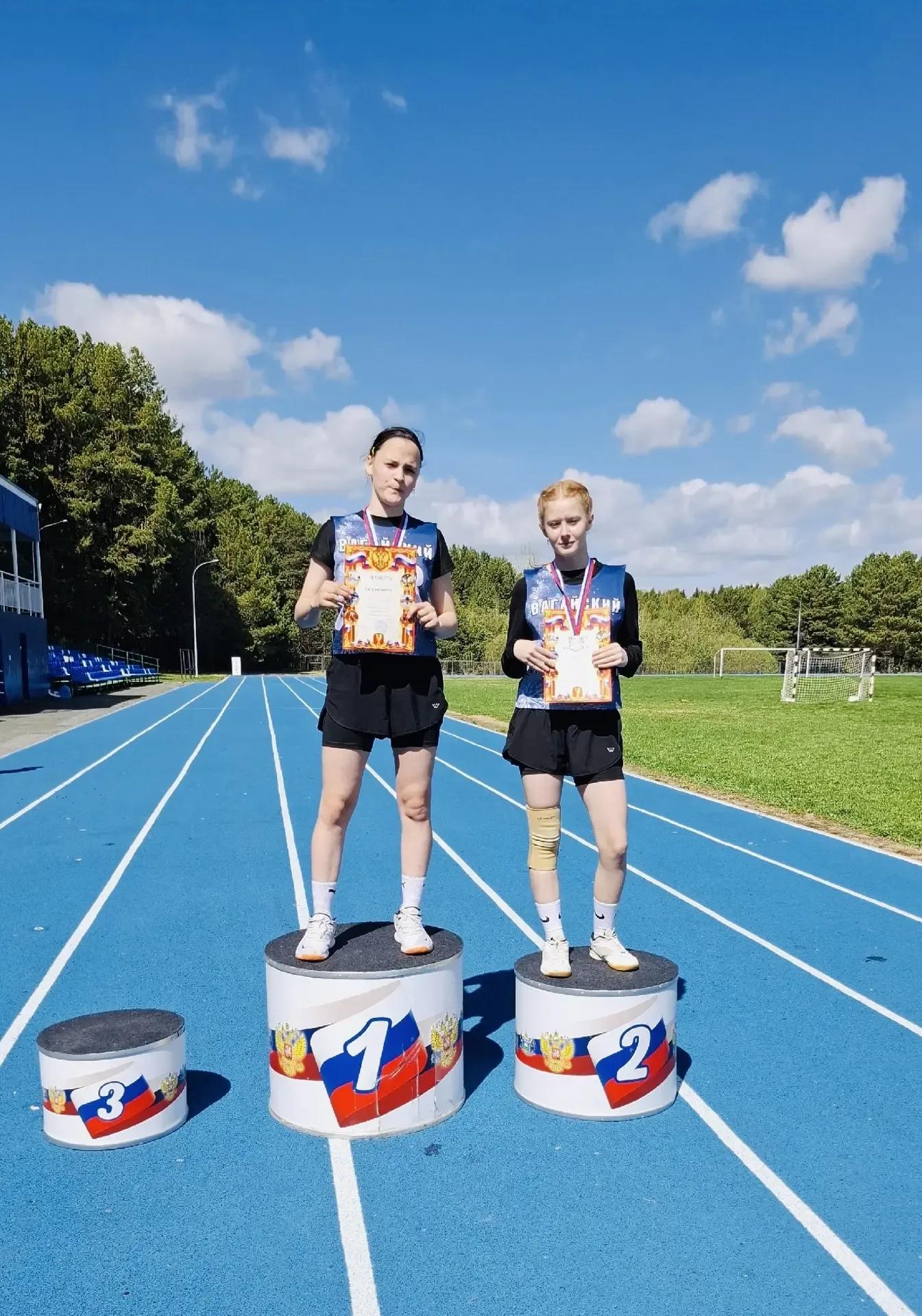 Легкоатлетический кросс🏃‍♂️🏃  ⚡️16 мая на  базе спортивного комплекса «Вагай» проходили  соревновани