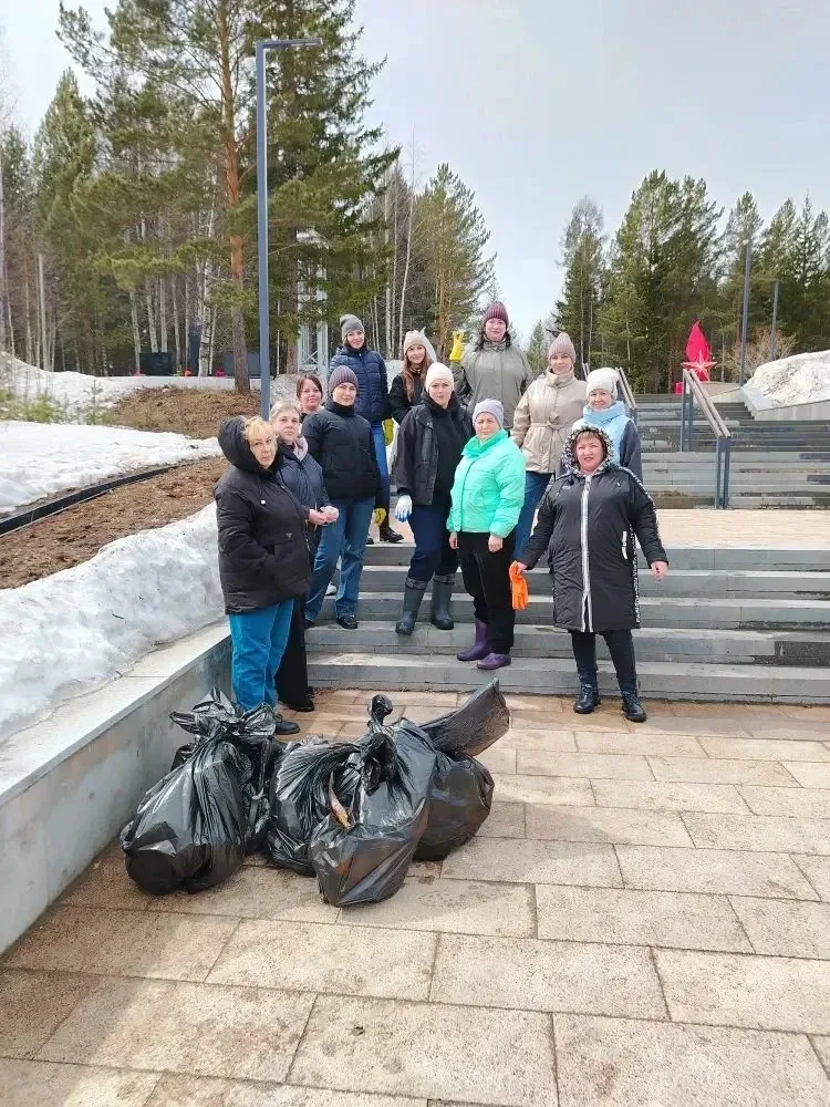 🧹 Жители Нижнеилимского округа продолжают объединяться и выходят на субботники  👉 30 апреля коллекти