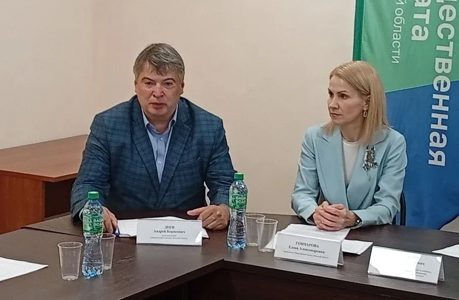 Сегодня в Общественной палате Липецкой области прошло заседание регионального общественного штаба по