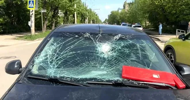 💥 Велосипедист угодил в больницу в результате ДТП на улице Октябрьская в Дзержинске  С приходом тепл