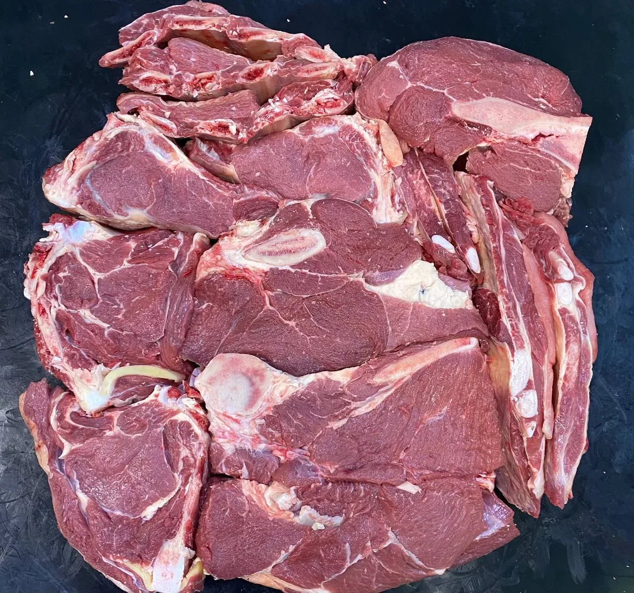 🥩🍖 Вкусная основа — ваш источник свежего и качественного мяса!  Мы предлагаем:  - 🐄 Домашнюю говядин