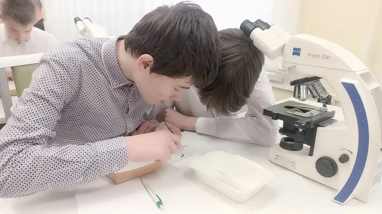👨‍🌾Геномная селекция и квест по лабораториям: как наши школьники открывали науку будущего АПК!🔬  🪴29