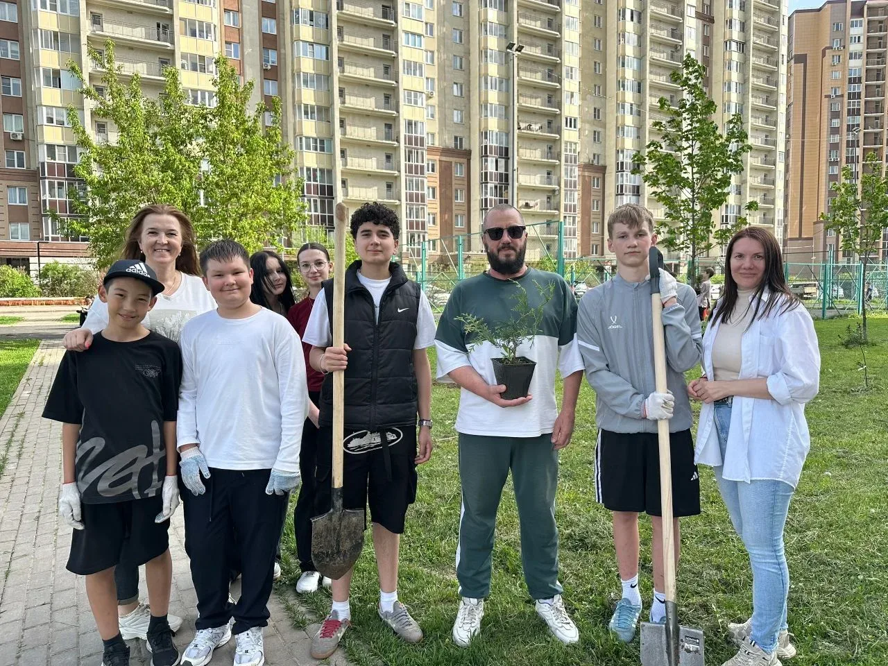 🌳 «Сад Памяти»: 27 миллионов деревьев — 27 миллионов жизней  Сегодня к эколого‑патриотической акции 