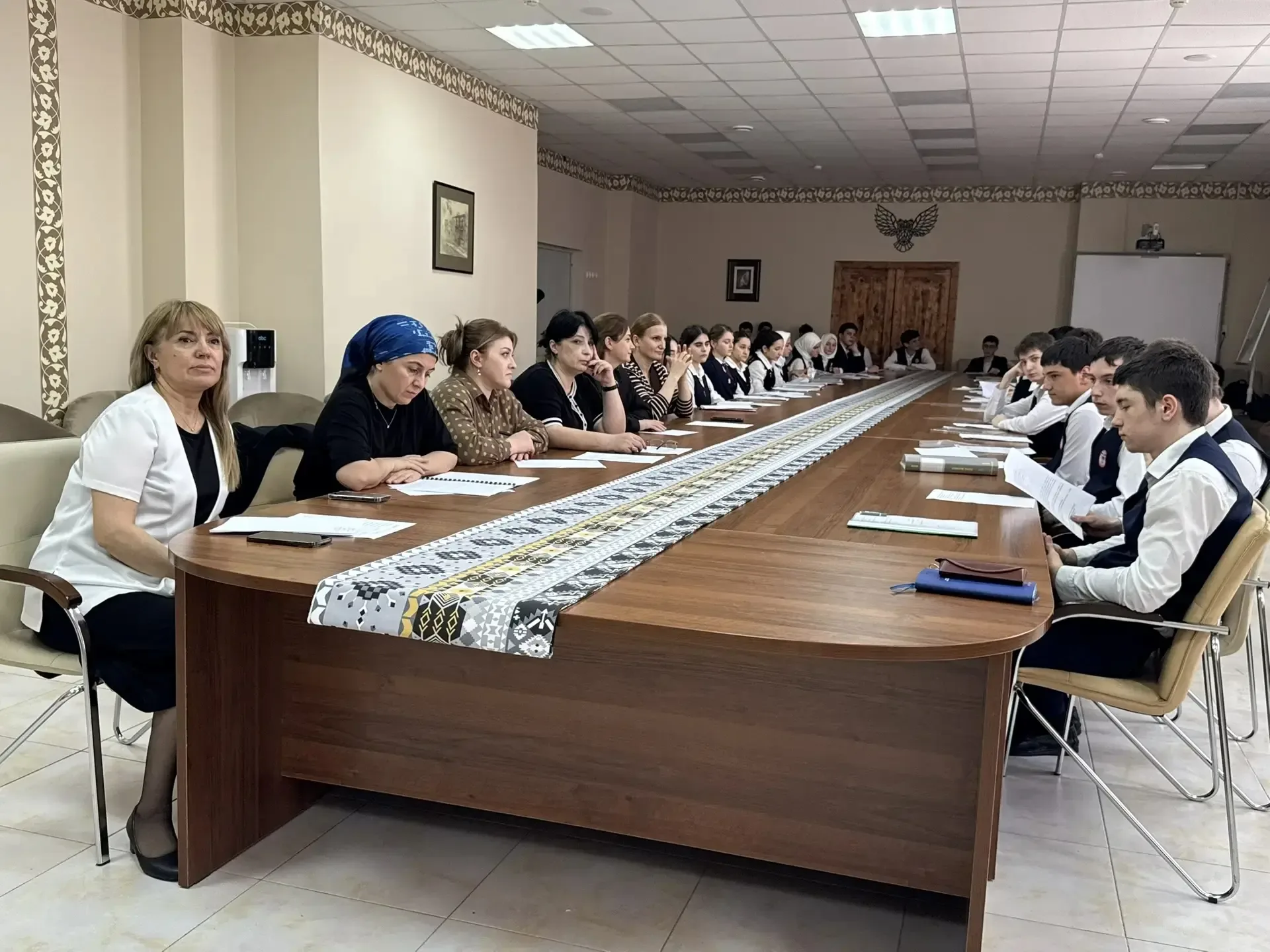 В Республиканском центре образования продолжается защита итоговых индивидуальных проектов учеников 1