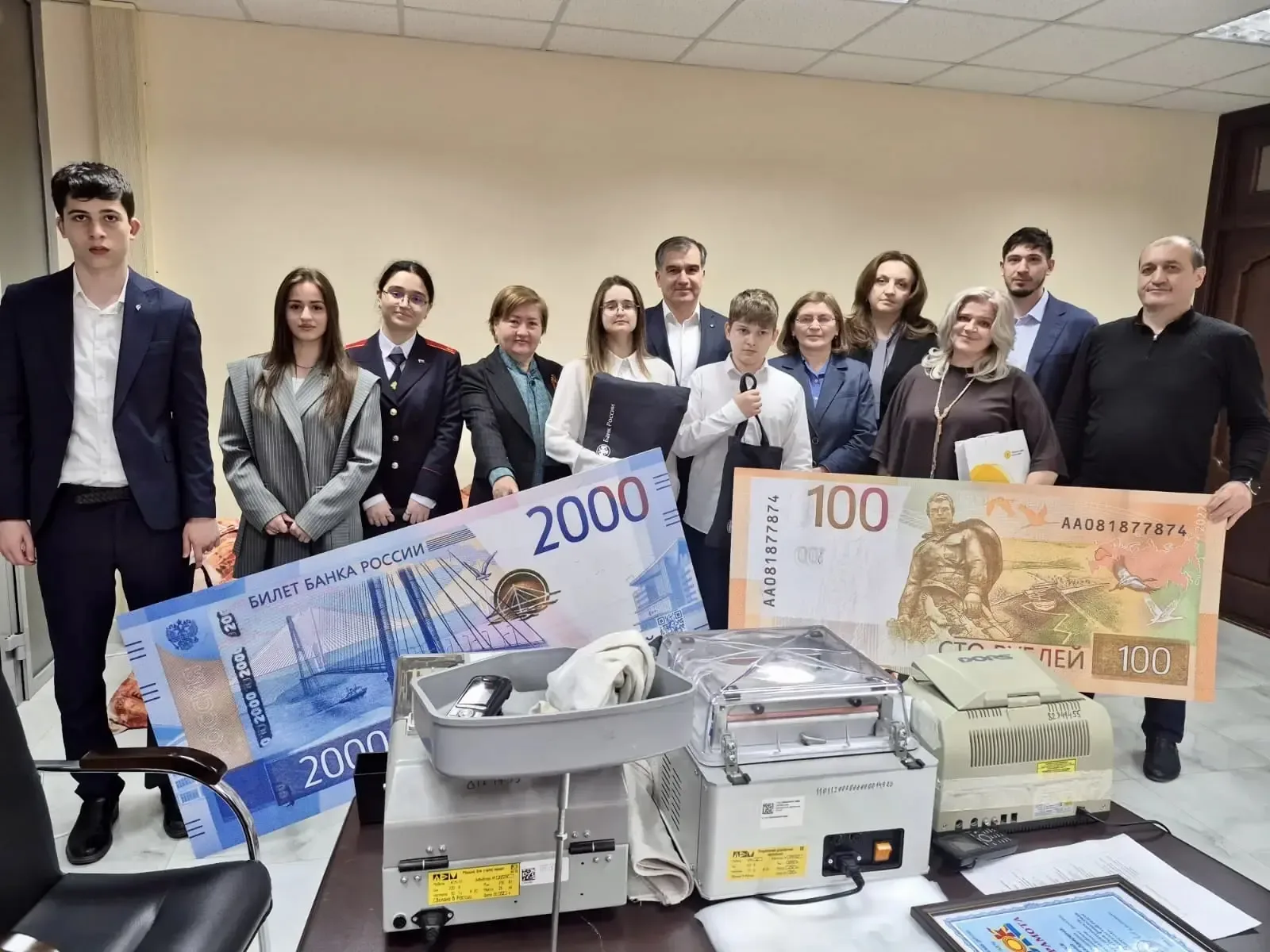 От школьной статьи — к признанию на республиканском уровне  Ученица 10 класса Республиканского цент